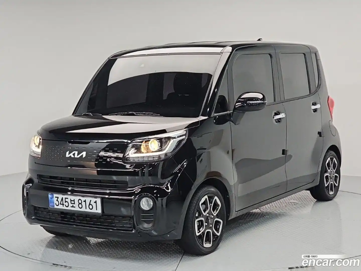 RAY Kia 2022.7-OUTER-001