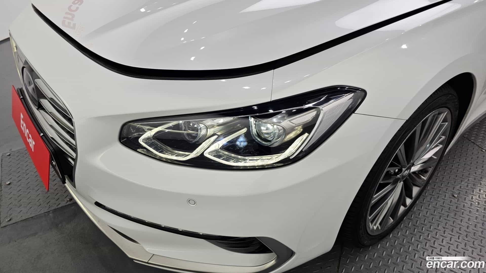 Grandeur Hyundai 2018.9-OUTER-032