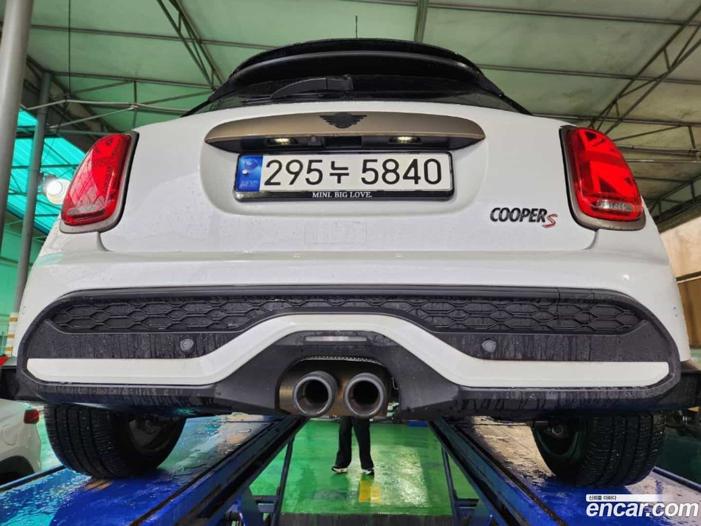 Cooper Mini 2023.6-OUTER-002