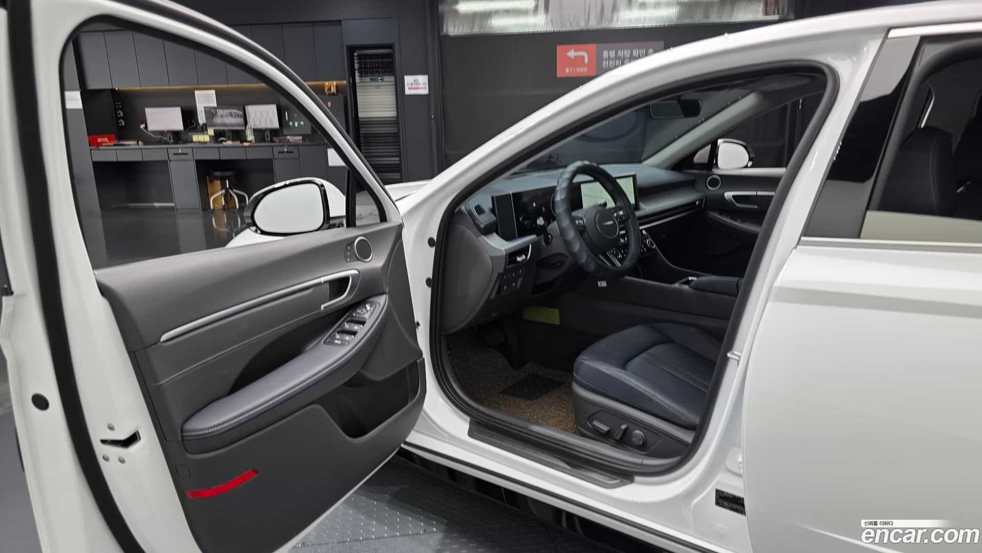 Sonata Hyundai 2026.2-INNER-010