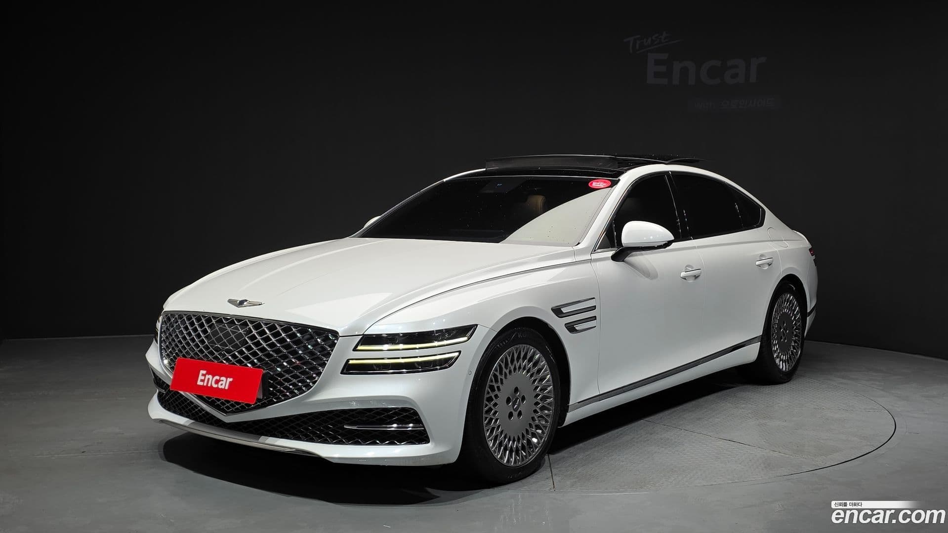 Main__Slider__Photo:G80 Genesis 2022.5-0