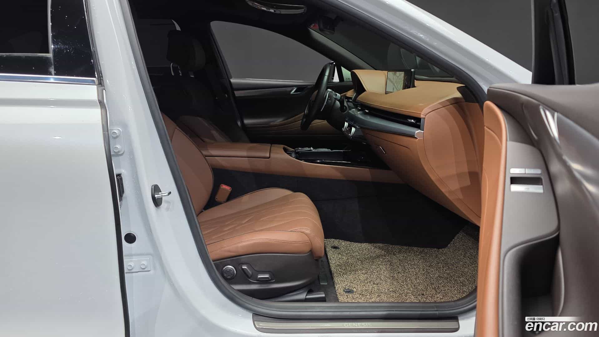 G80 Genesis 2022.5-INNER-036