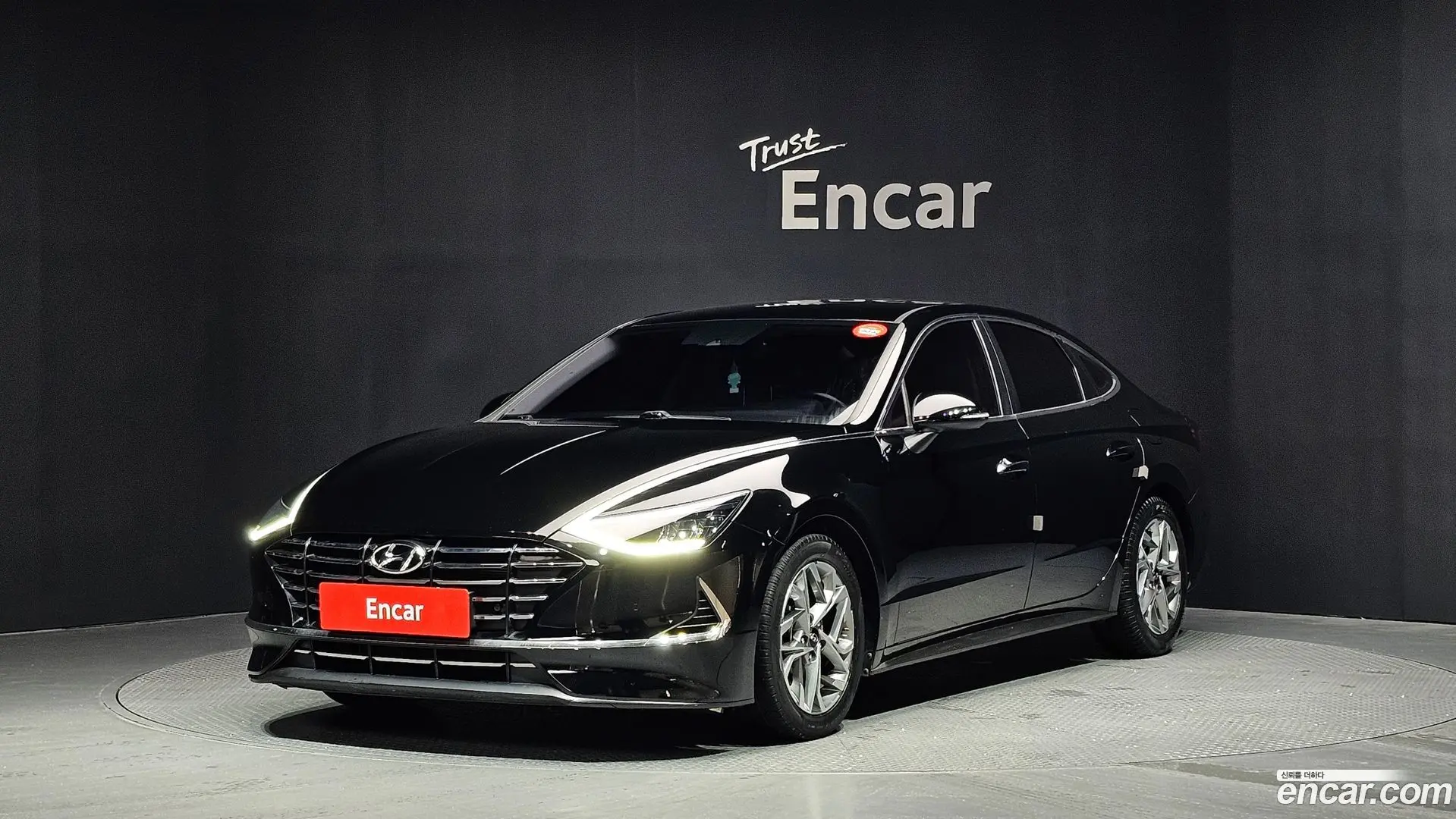 Main__Slider__Photo:Sonata Hyundai 2019.3-0