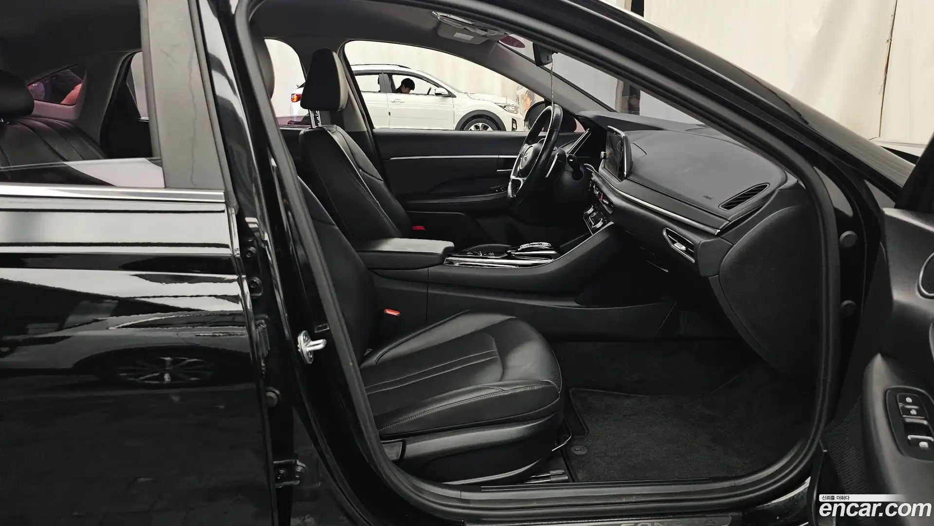 Sonata Hyundai 2019.3-OPTION-015