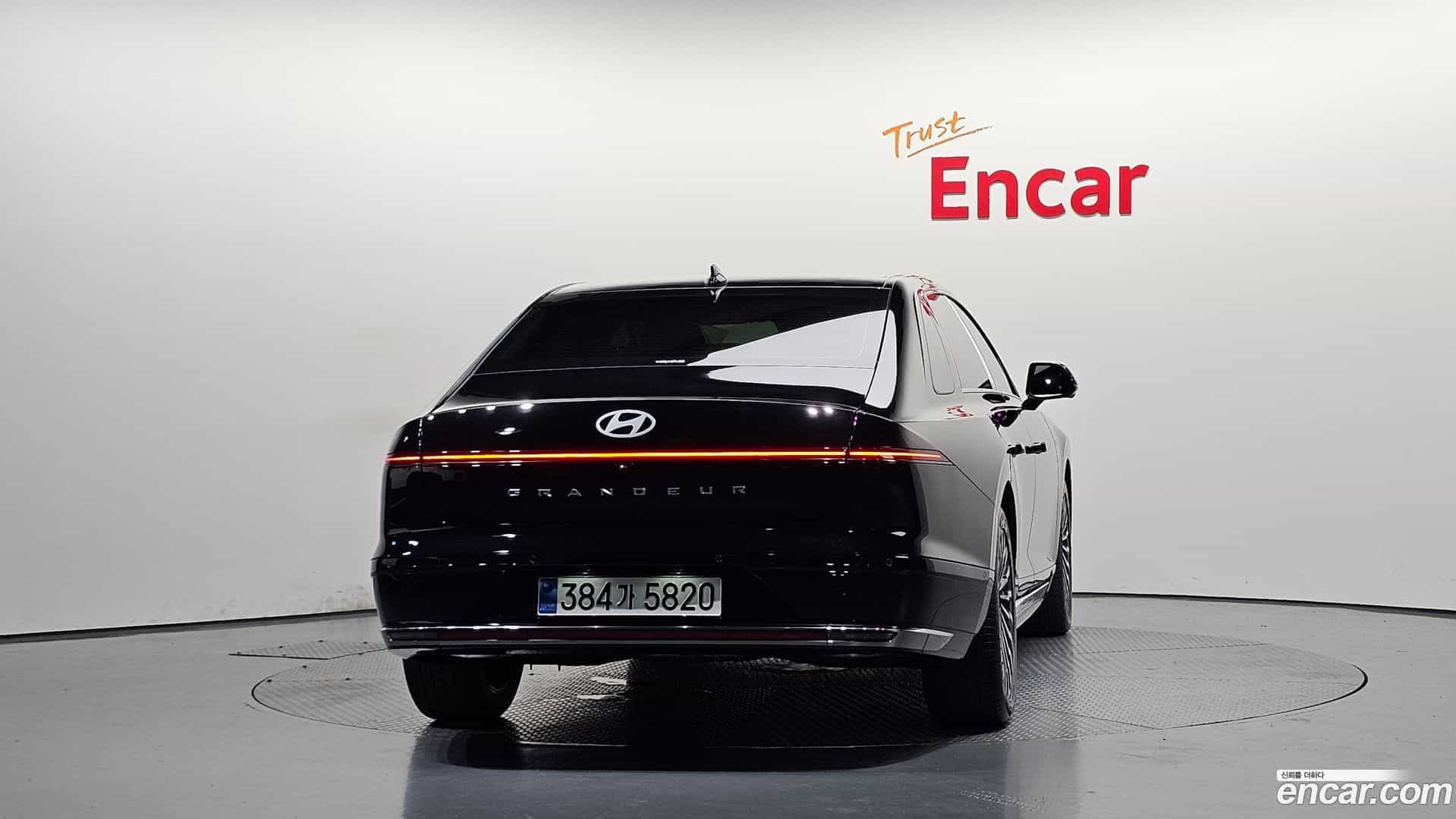 Grandeur Hyundai 2026.2-OUTER-004