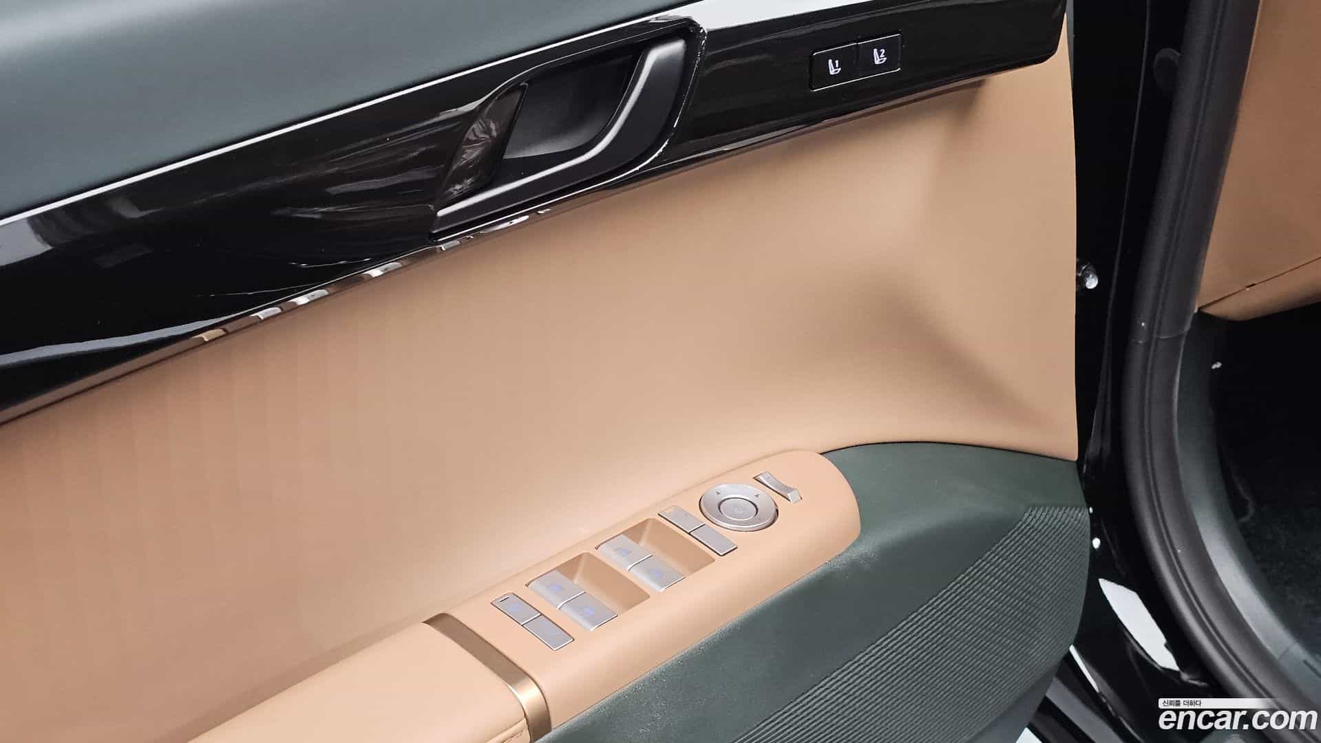 Grandeur Hyundai 2026.2-OPTION-043