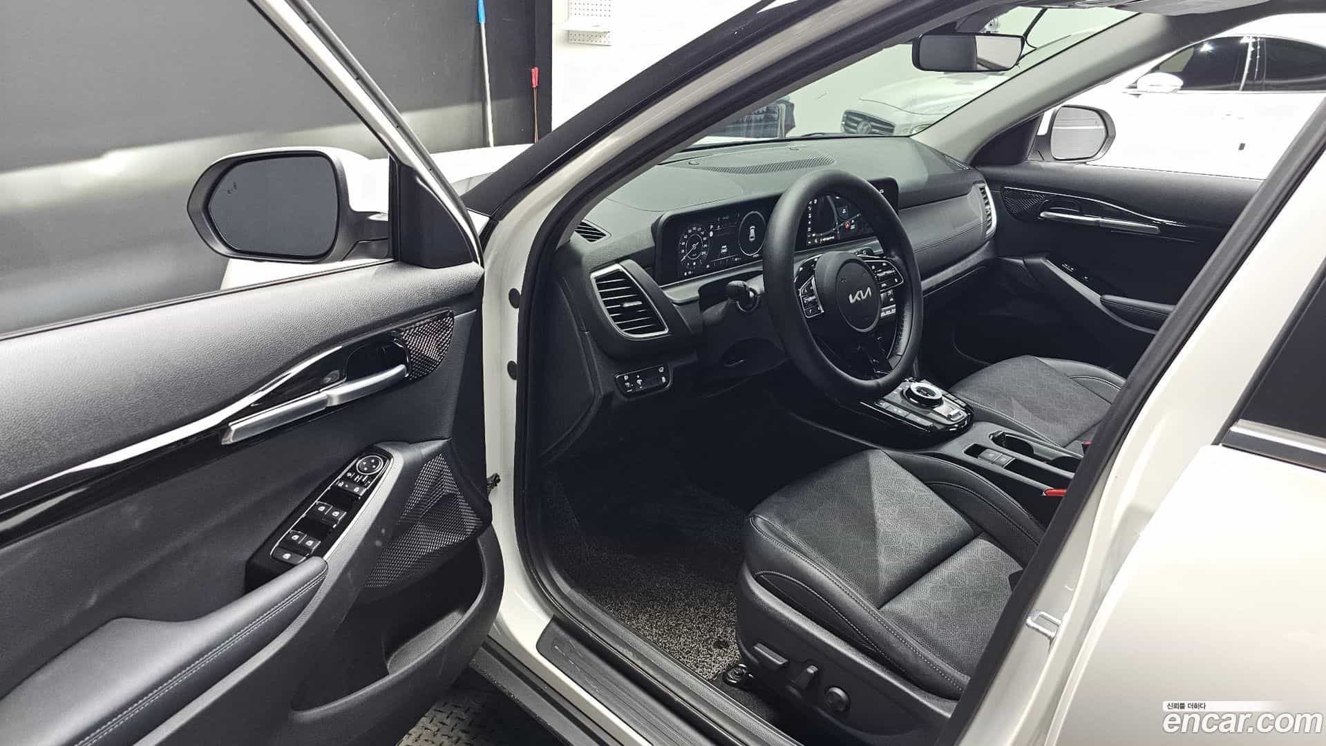 Seltos Kia 2023.6-INNER-010