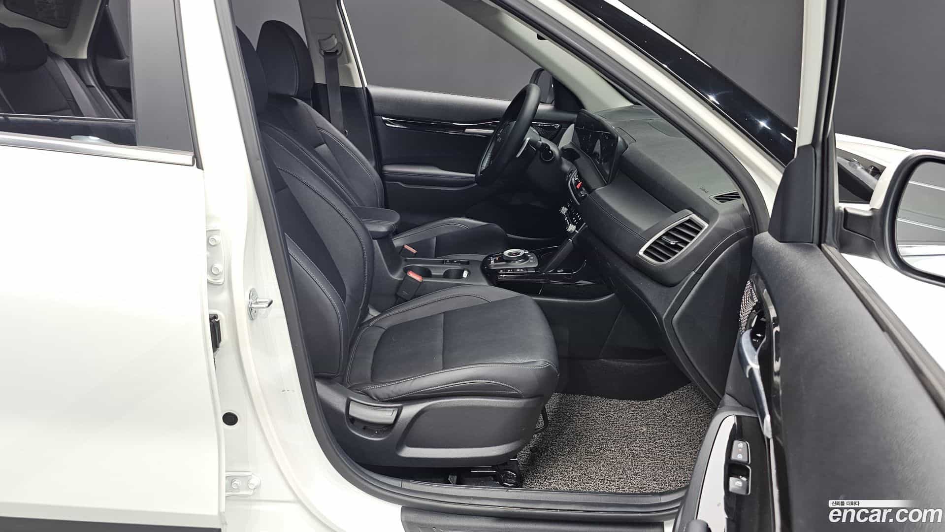 Seltos Kia 2023.6-INNER-036