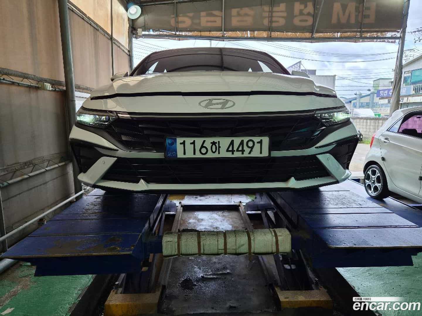 AVANTE Hyundai 2024.5-OUTER-001