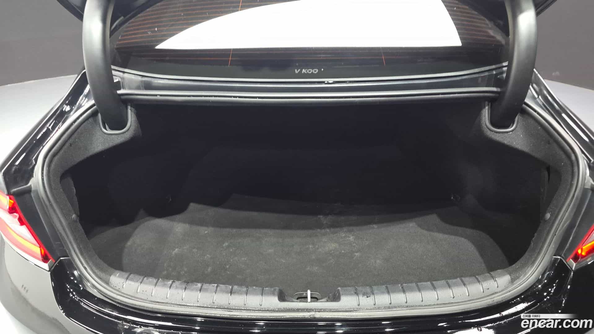 Grandeur Hyundai 2017.2-OPTION-024
