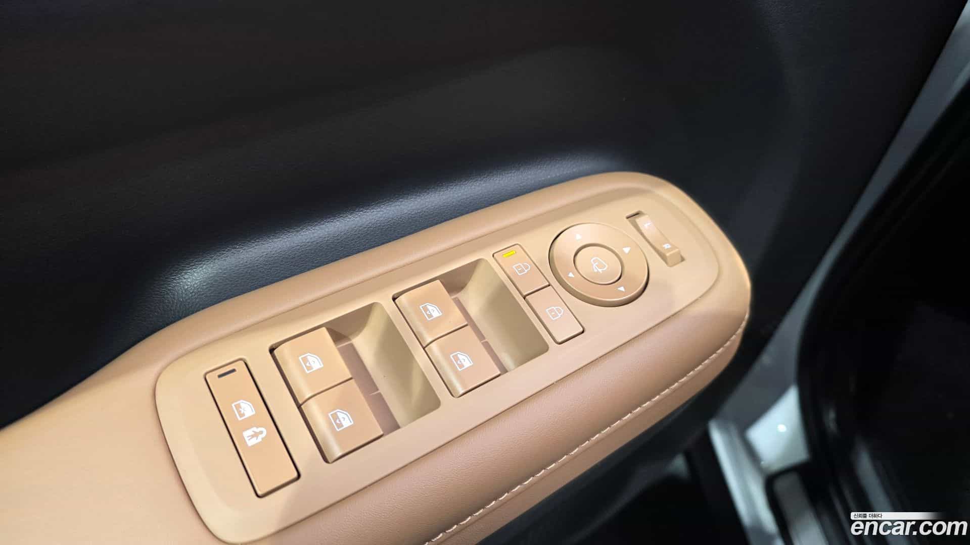 Santafe Hyundai 2023.9-OPTION-041