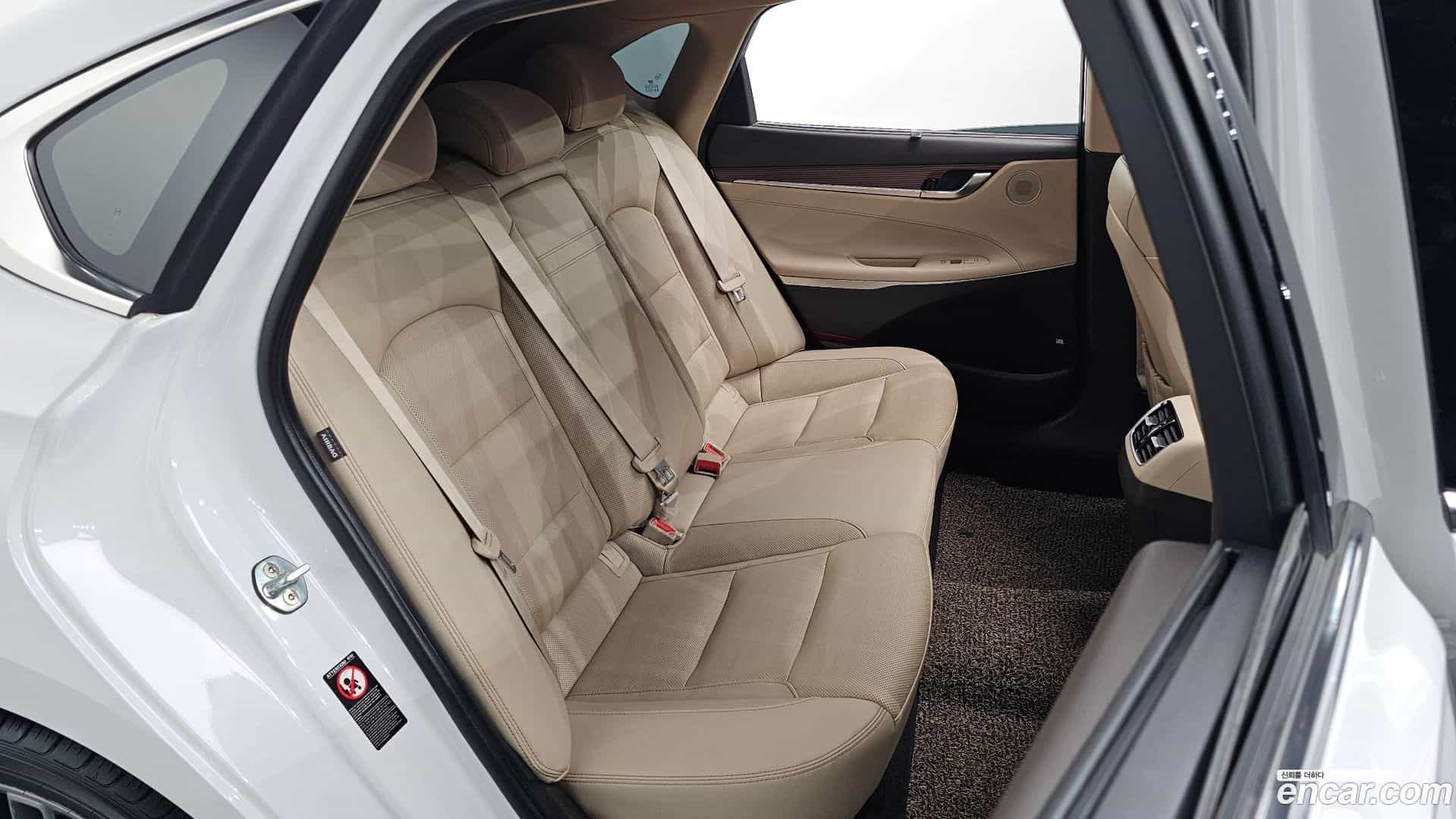 Grandeur Hyundai 2019.6-OPTION-015