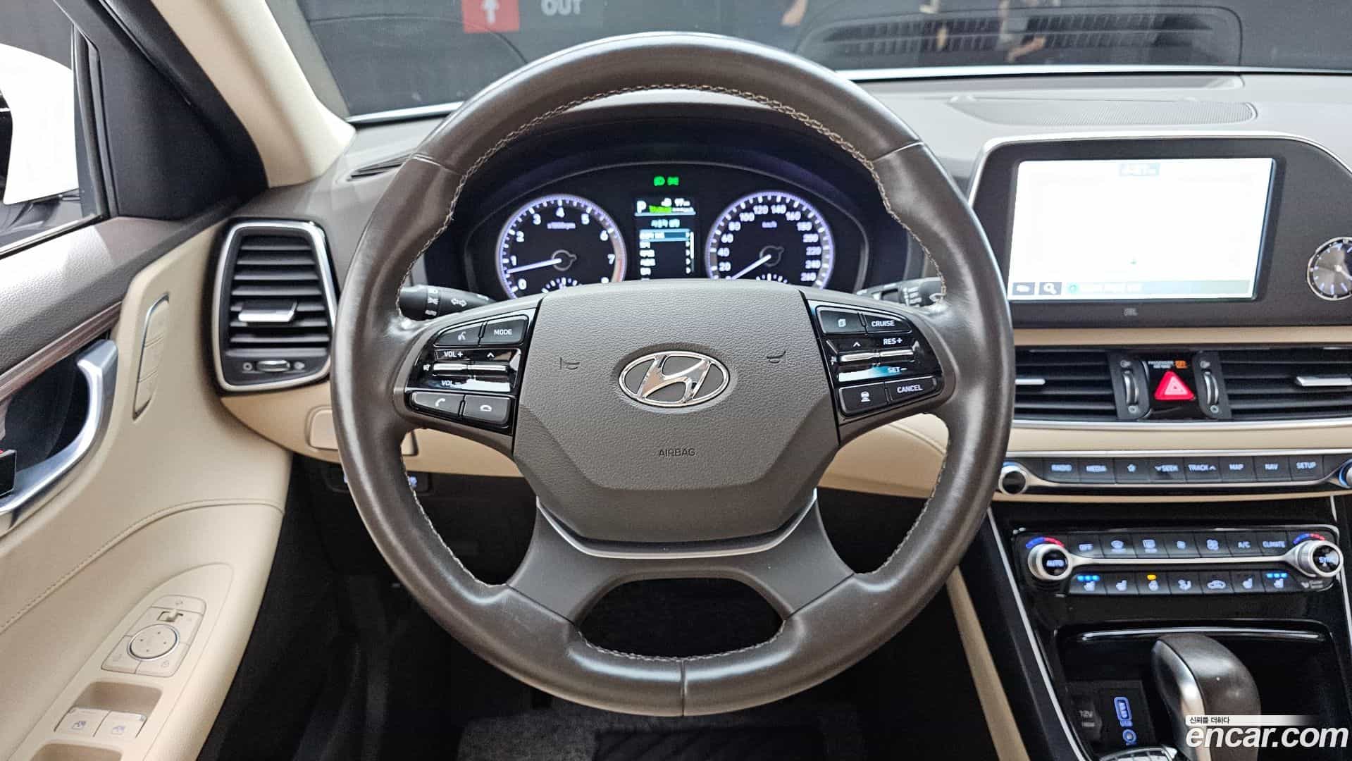Grandeur Hyundai 2019.6-OPTION-017