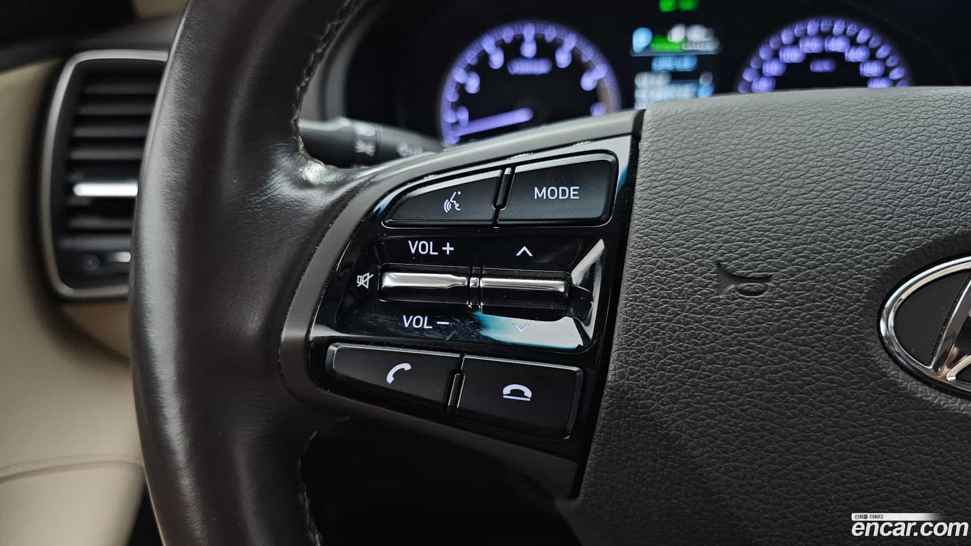 Grandeur Hyundai 2019.6-OPTION-041