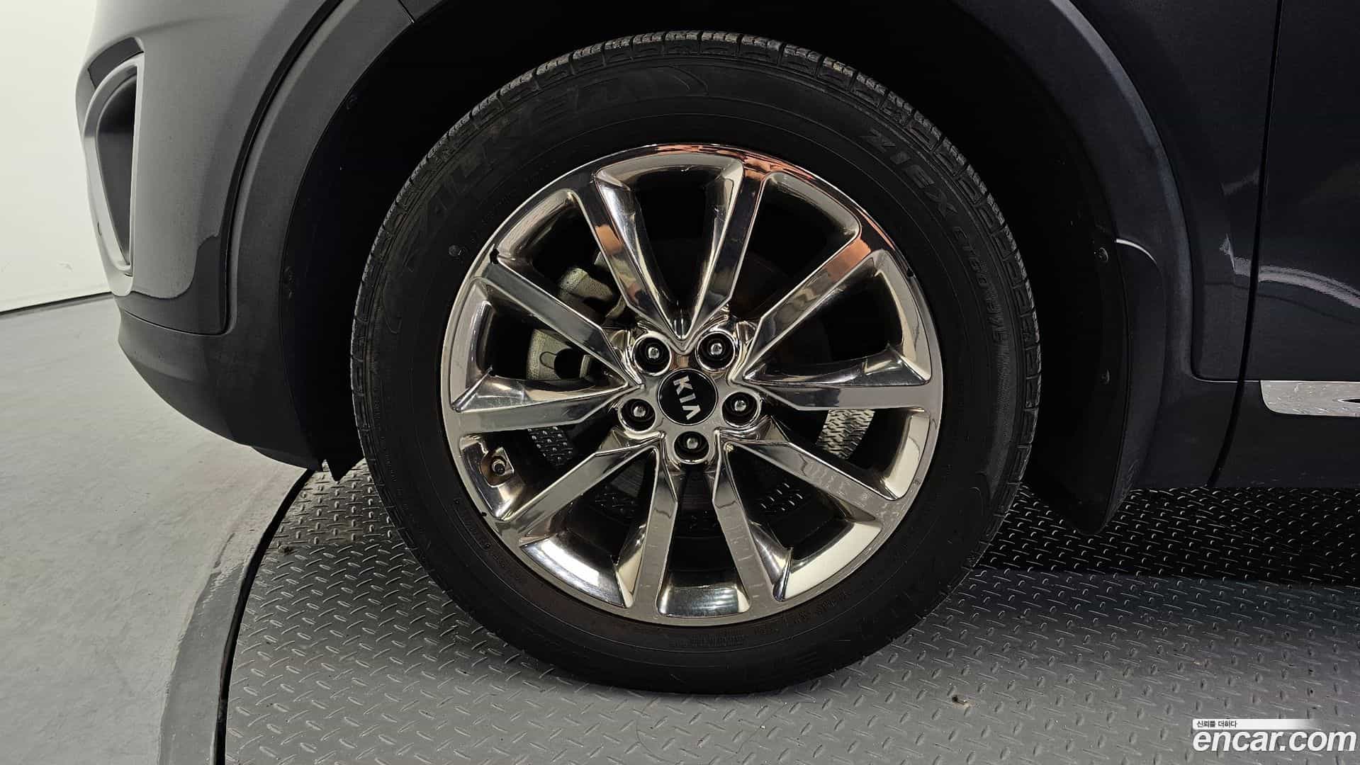 Sorento Kia 2015.6-OUTER-005