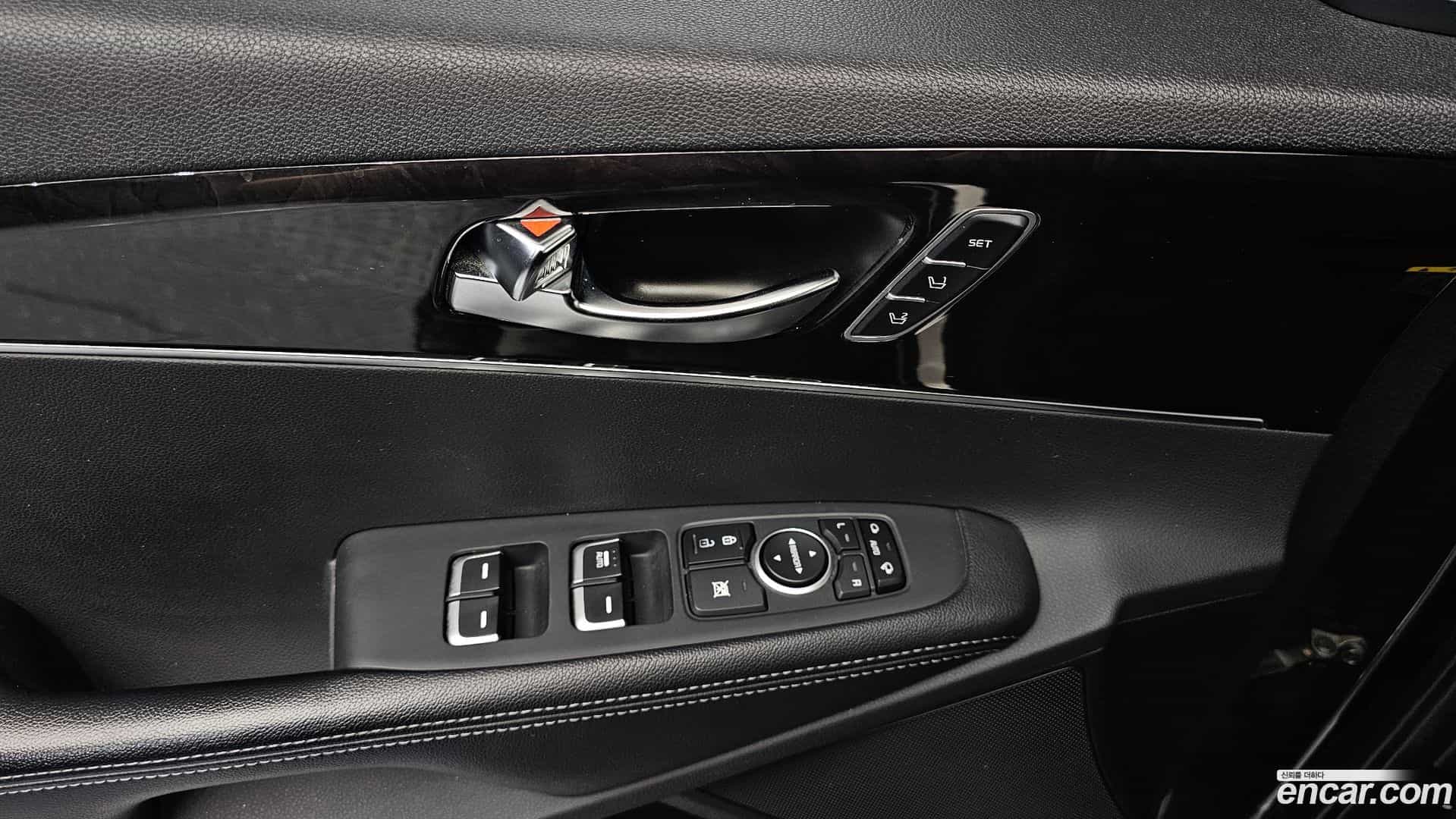 Sorento Kia 2015.6-OPTION-049