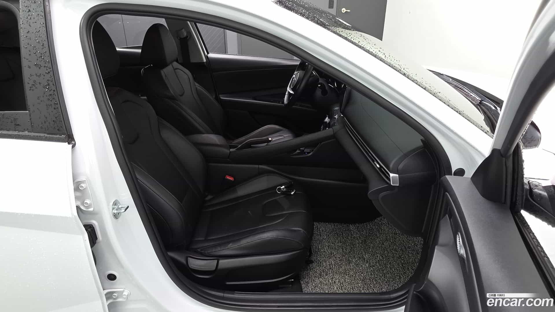 AVANTE Hyundai 2022.1-OPTION-016