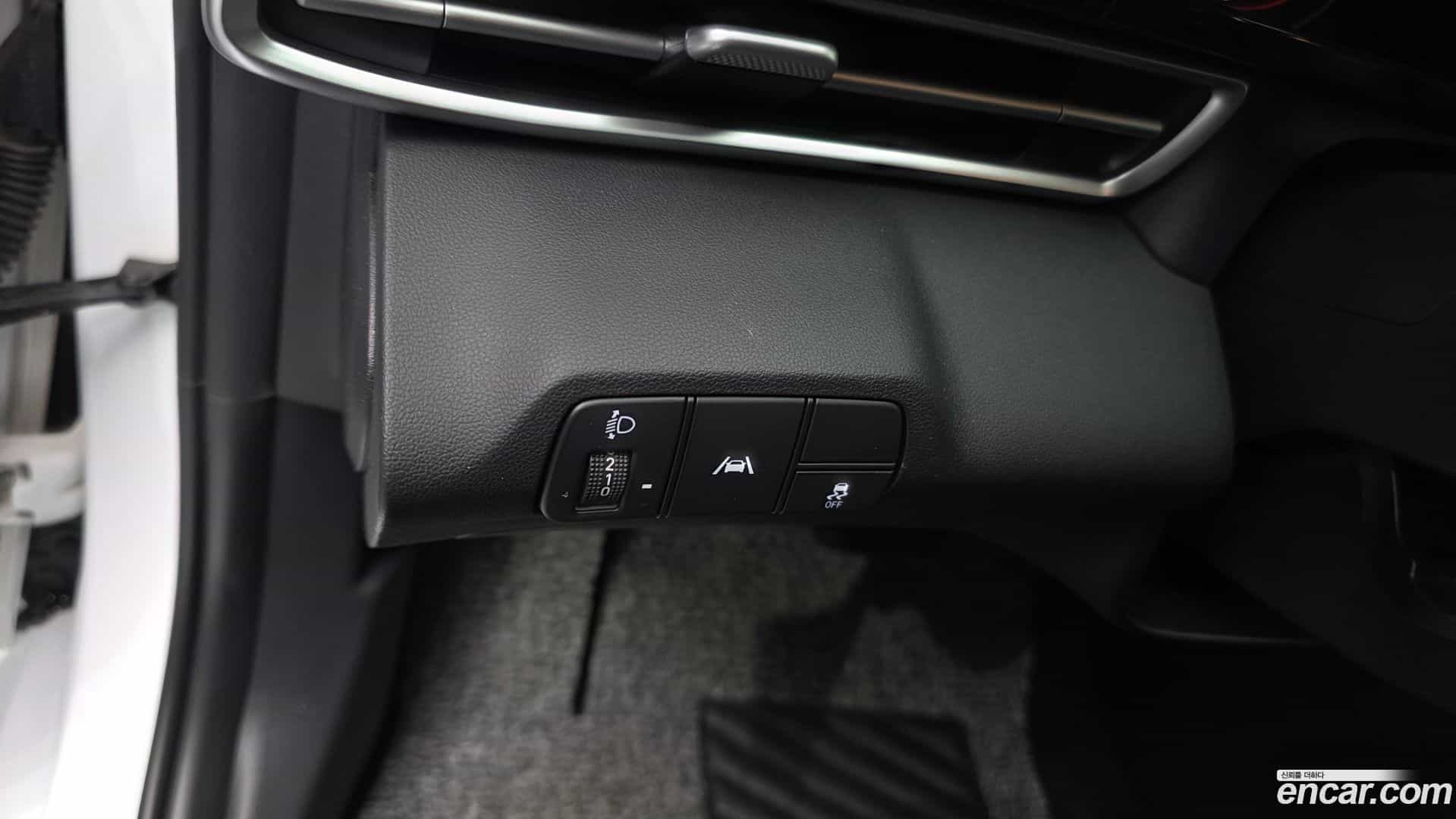 AVANTE Hyundai 2022.1-OPTION-018