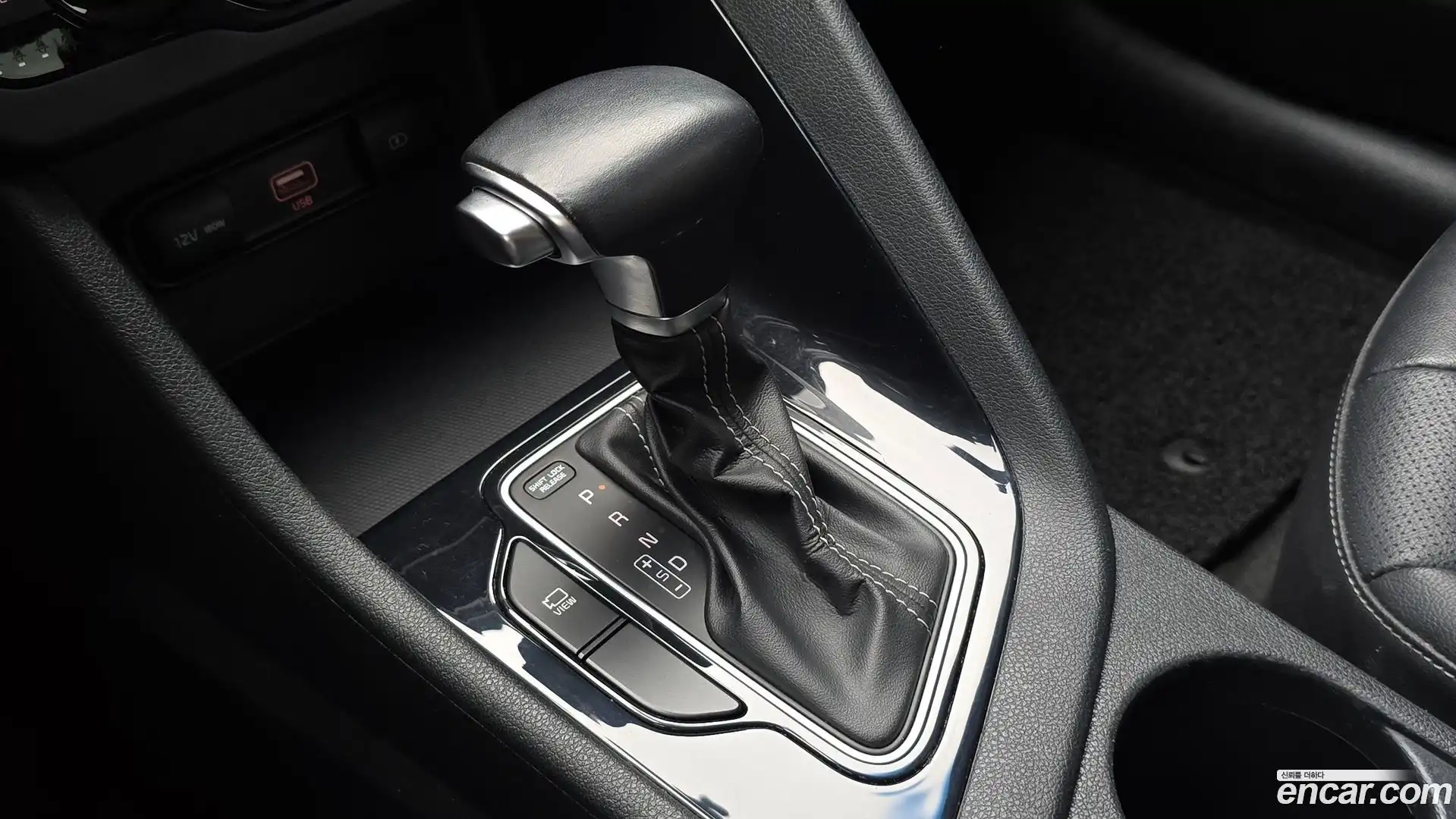 Niro Kia 2019.4-INNER-009