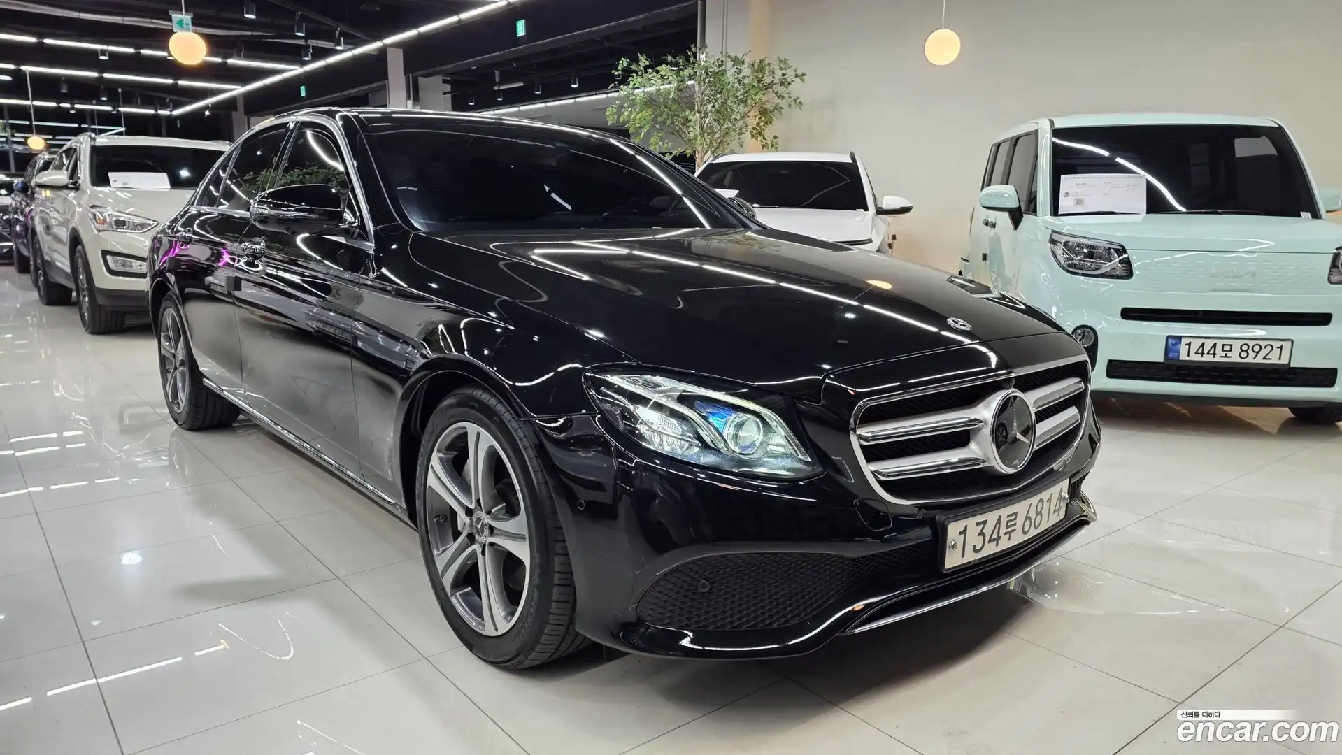 E-Class Mercedes-Benz 2020.6-OUTER-003