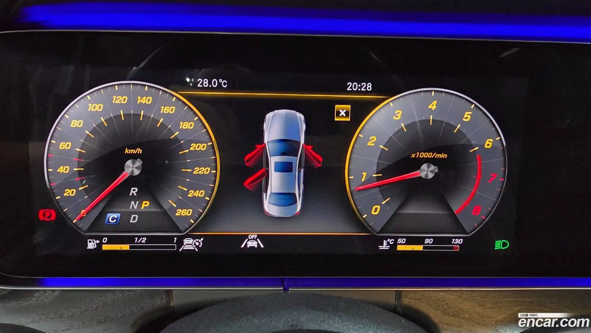 E-Class Mercedes-Benz 2020.6-OPTION-019