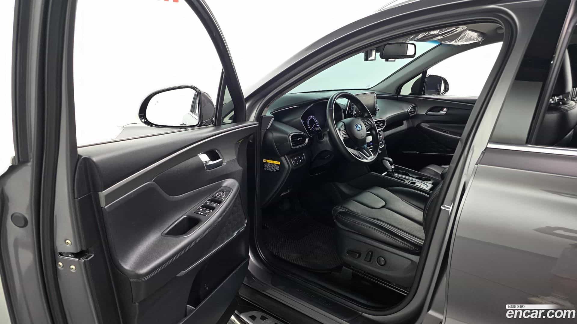 Santafe Hyundai 2019.1-INNER-010