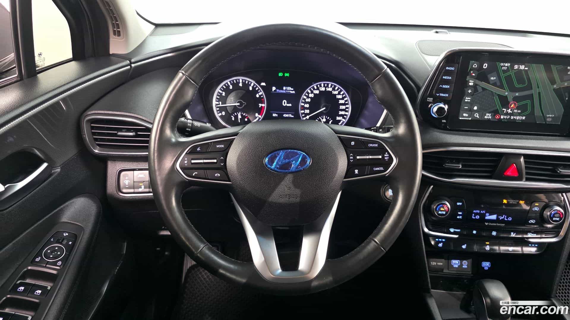 Santafe Hyundai 2019.1-OPTION-016