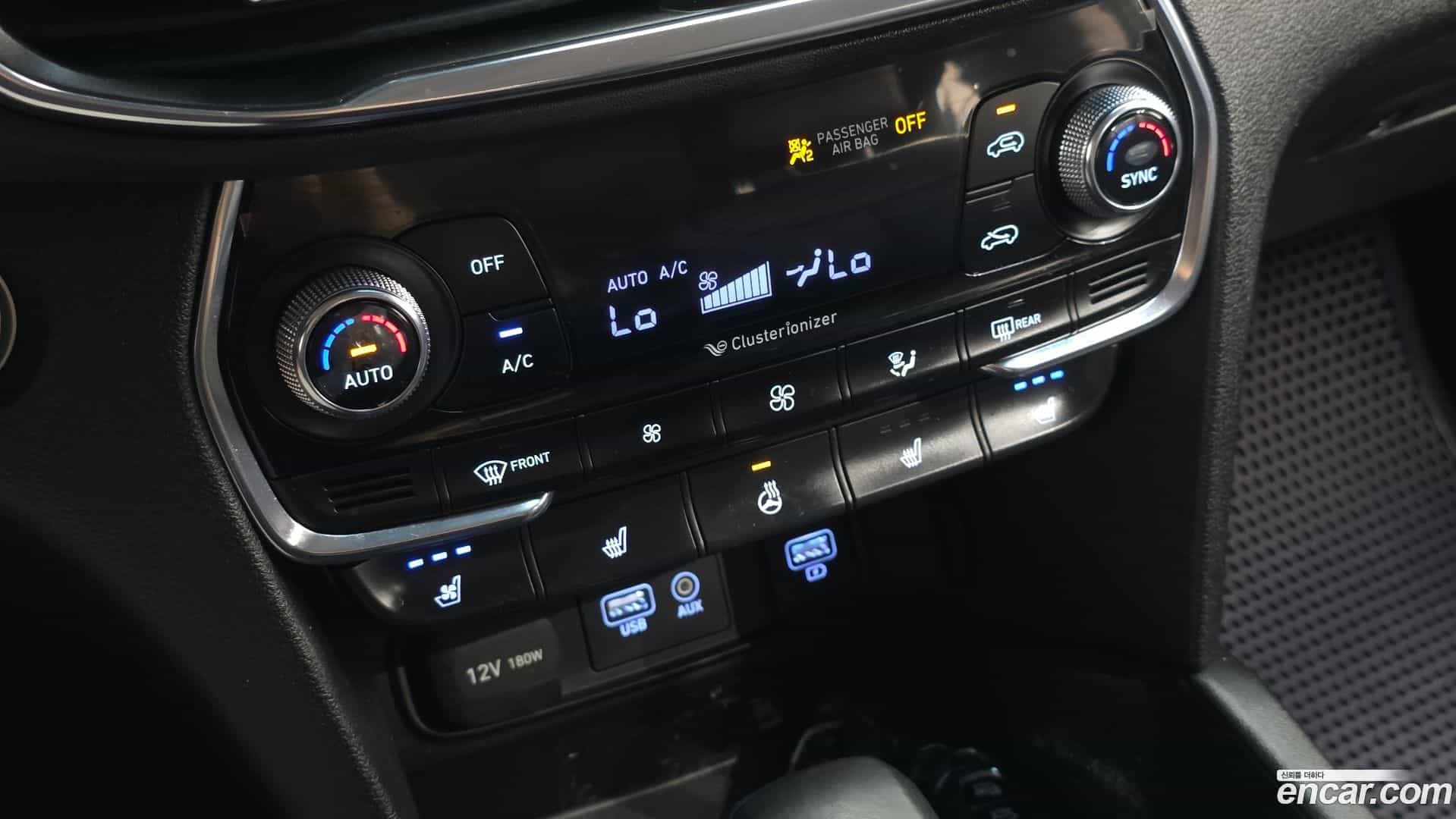 Santafe Hyundai 2019.1-OPTION-022