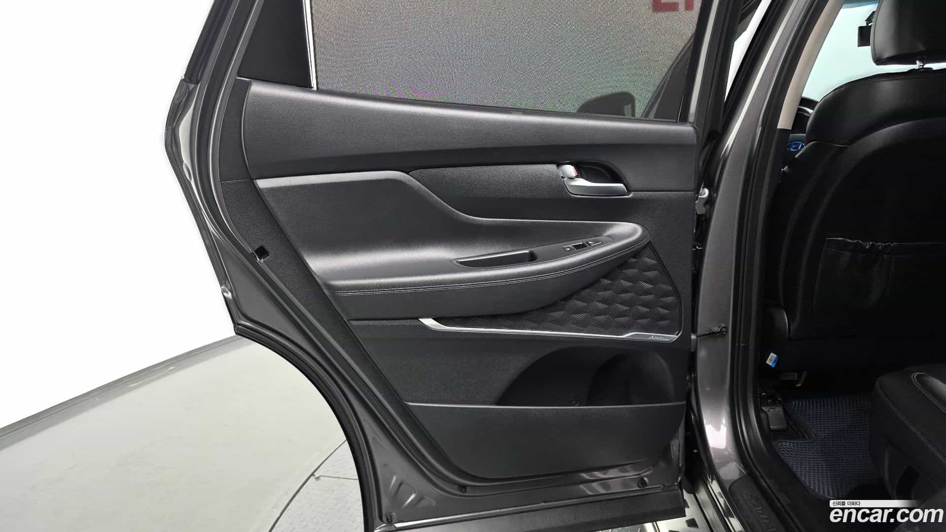 Santafe Hyundai 2019.1-INNER-035