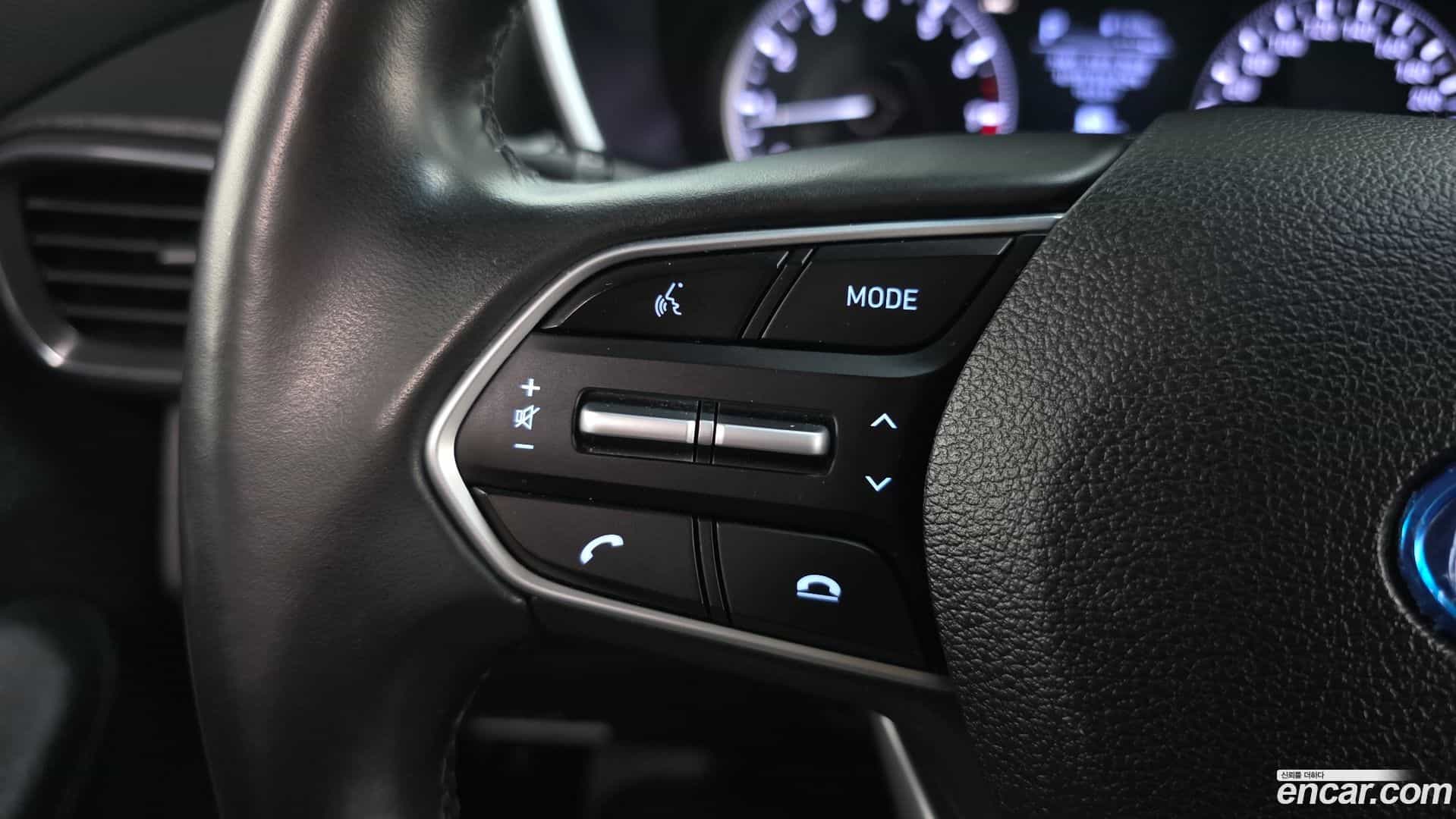Santafe Hyundai 2019.1-OPTION-042