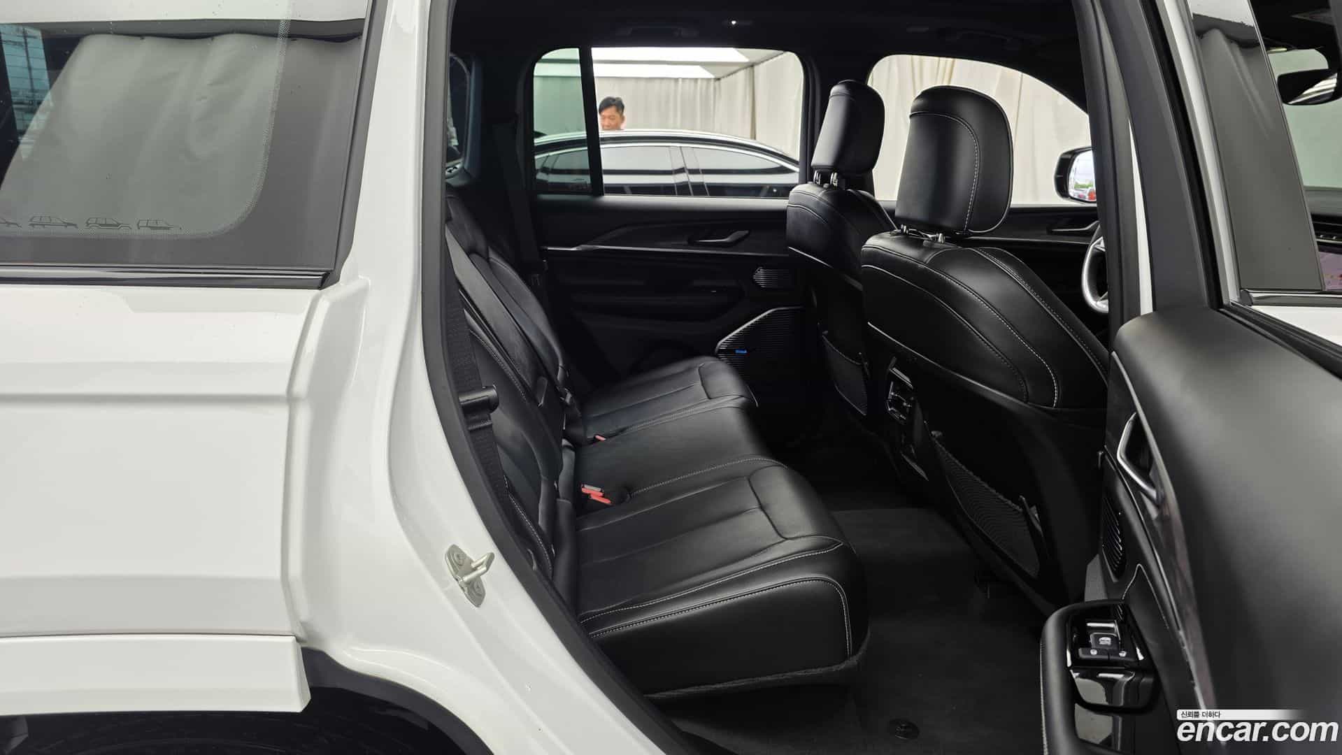 Cherokee Jeep 2023.11-OPTION-016