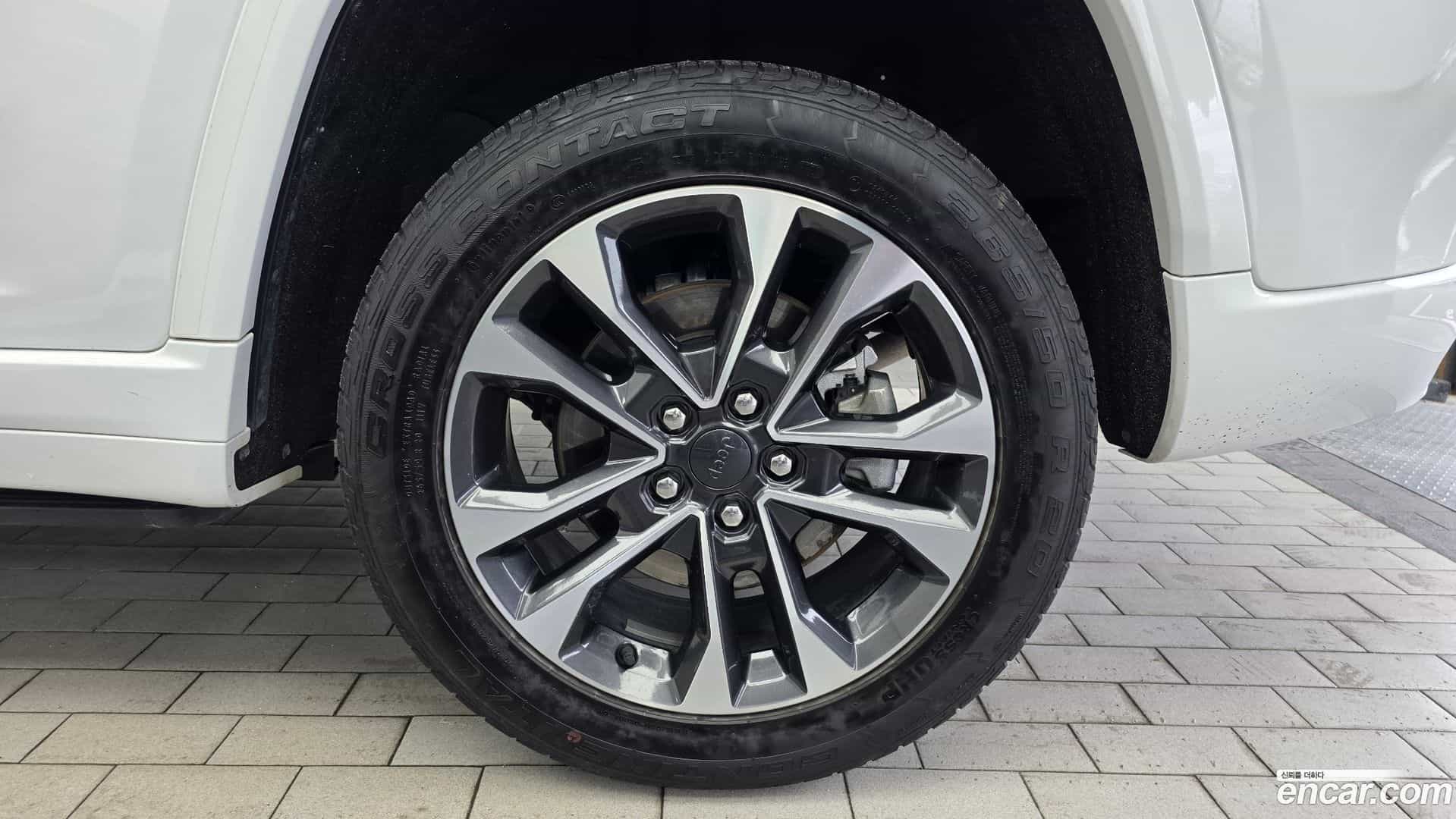Cherokee Jeep 2023.11-OUTER-031