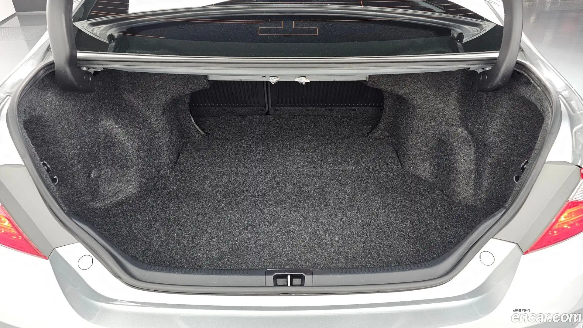 Camry Toyota 2016.2-OPTION-024