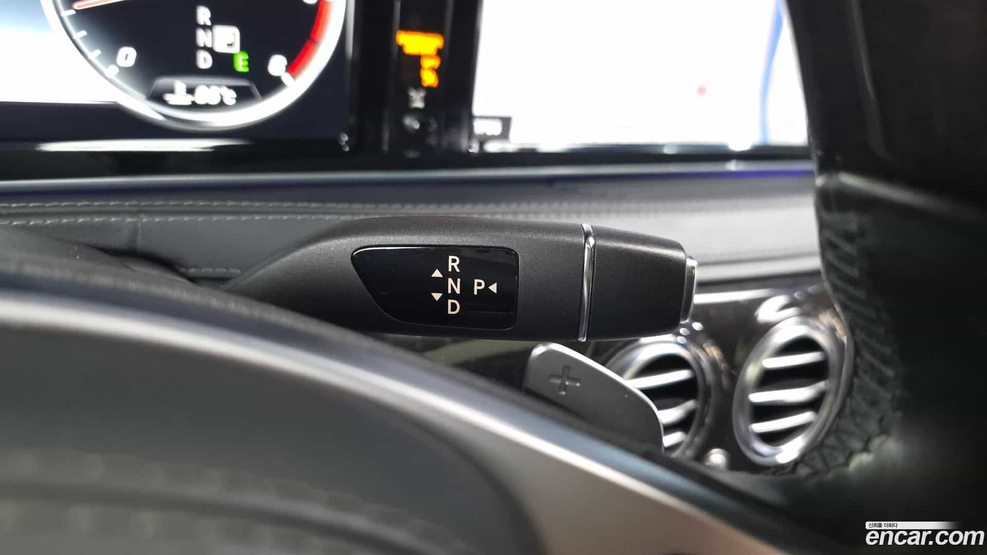 S-Class Mercedes-Benz 2016.4-INNER-009