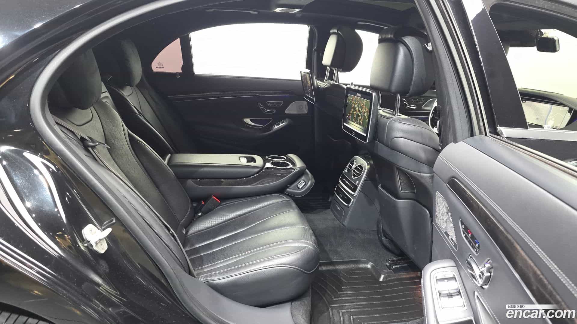 S-Class Mercedes-Benz 2016.4-OPTION-016
