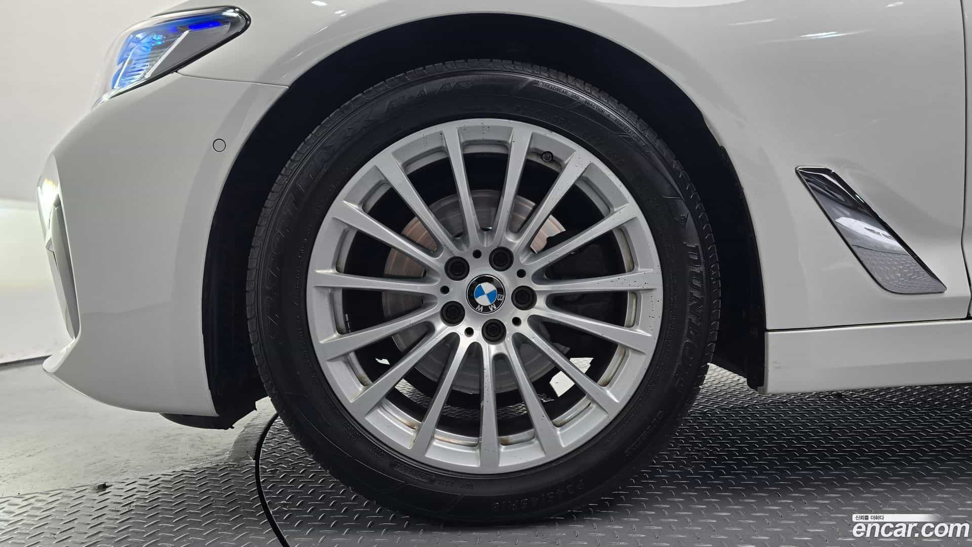 5-Series BMW 2019.6-OUTER-005