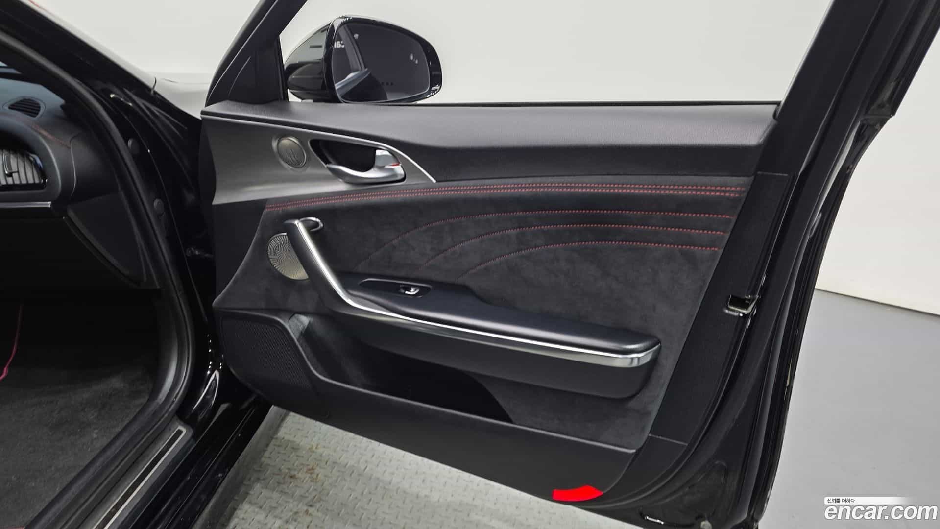 Stinger Kia 2022.5-INNER-034