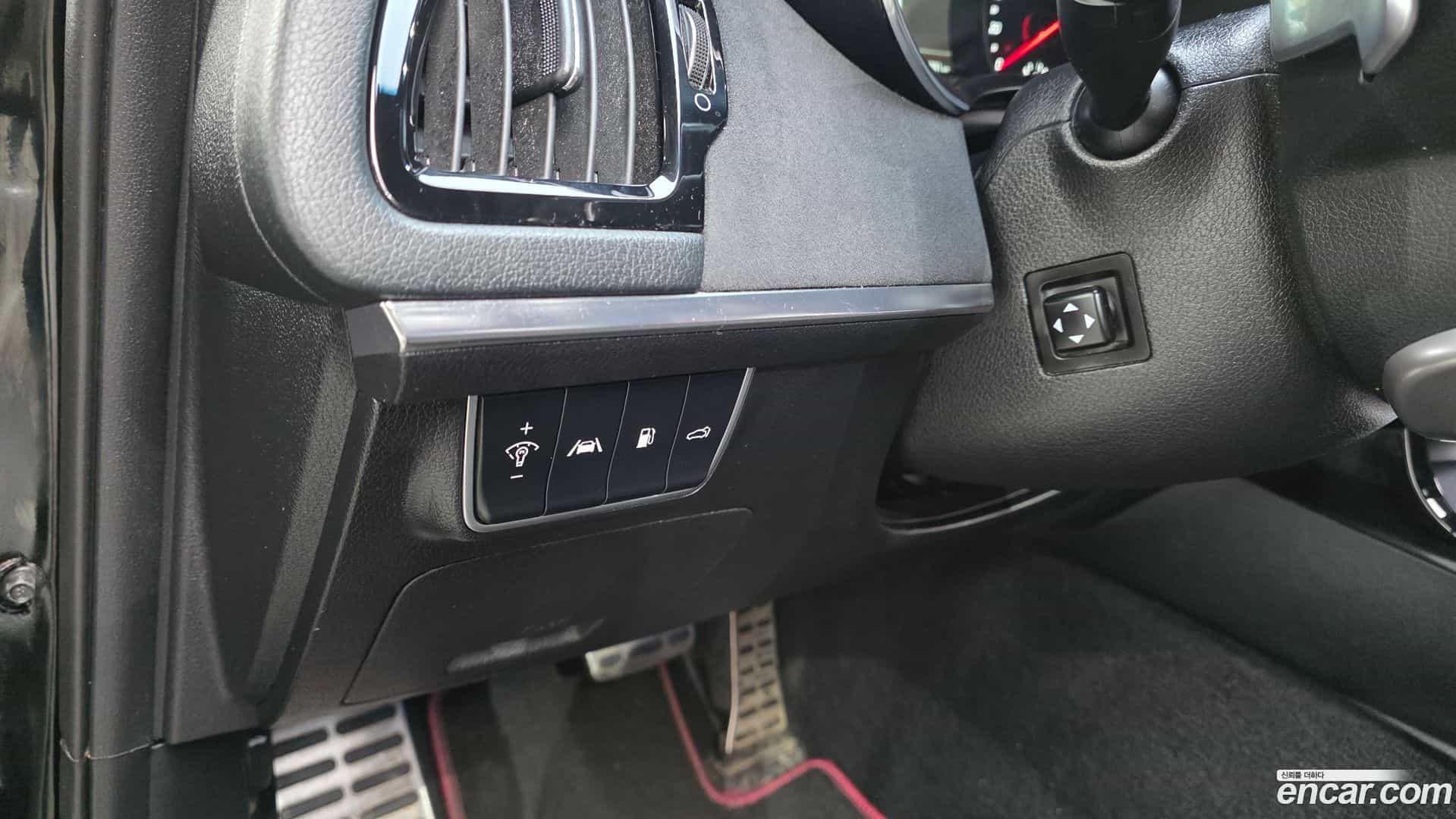 Stinger Kia 2022.5-OPTION-043