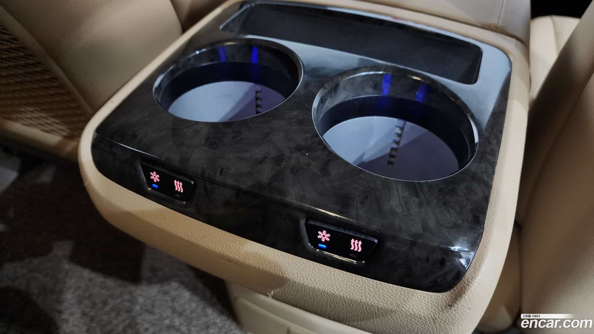 Canival Kia 2018.7-OPTION-024