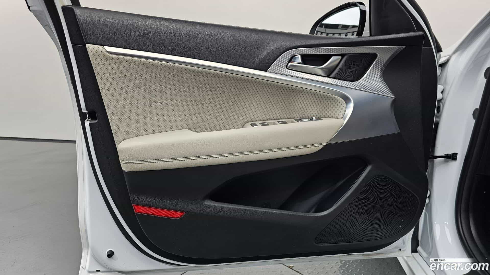 G70 Genesis 2021.6-INNER-034