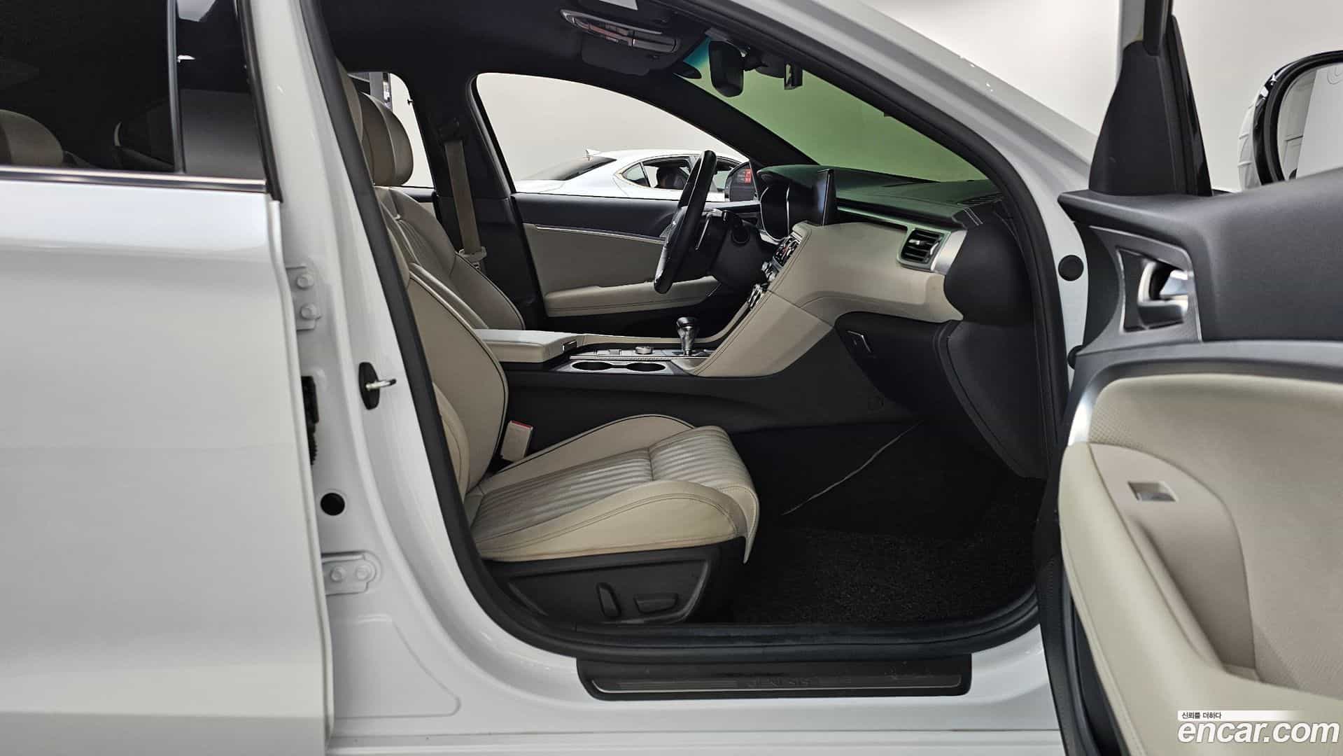 G70 Genesis 2021.6-INNER-036