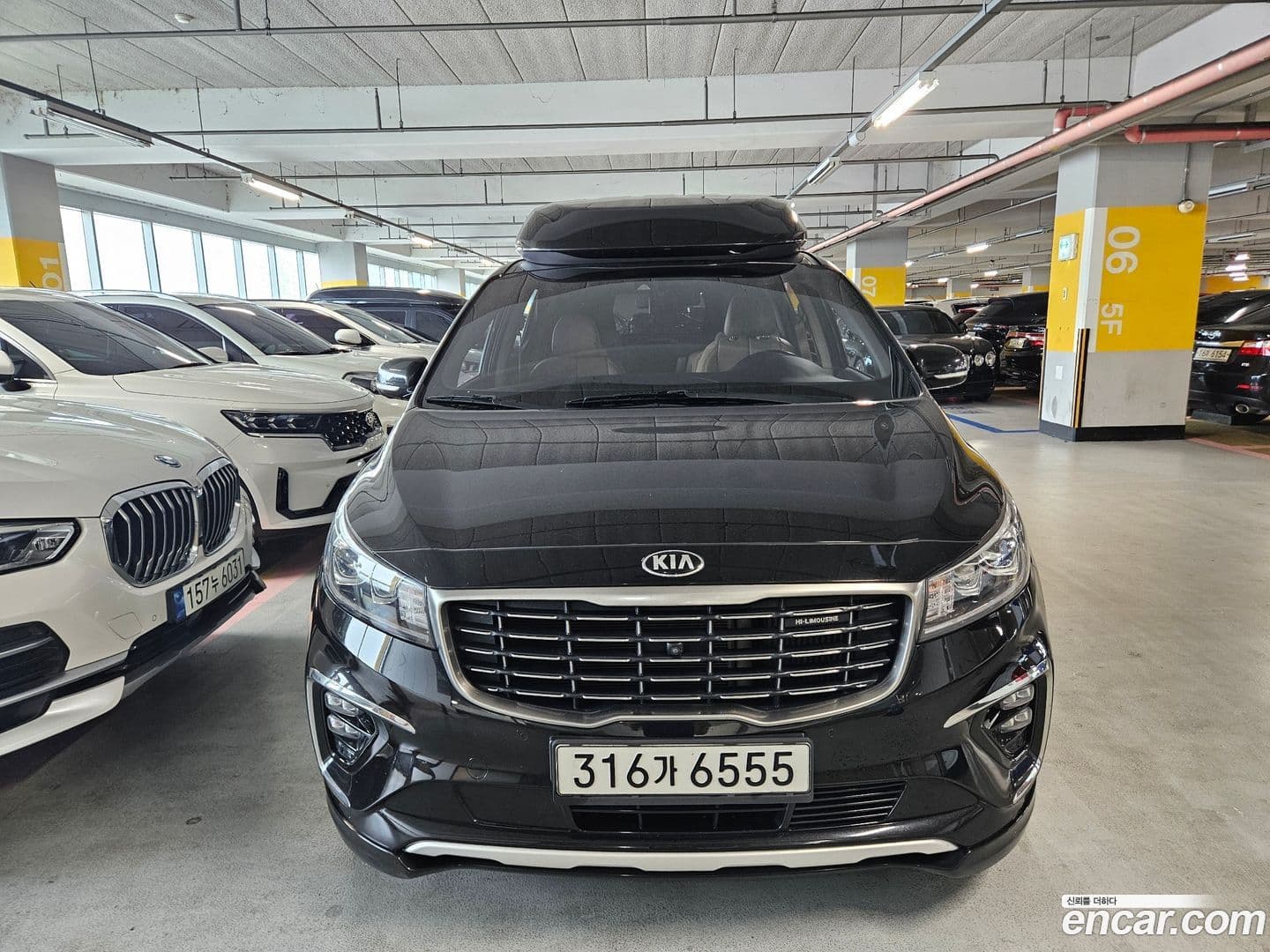 Main__Slider__Photo:Canival Kia 2019.11-0