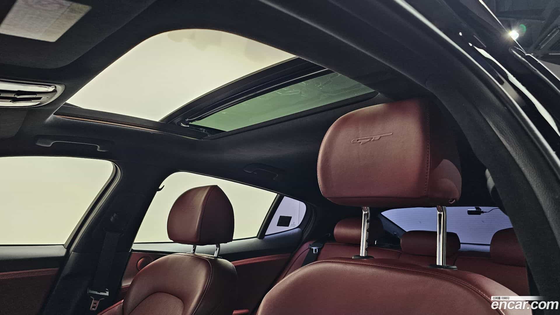Stinger Kia 2019.3-OPTION-020