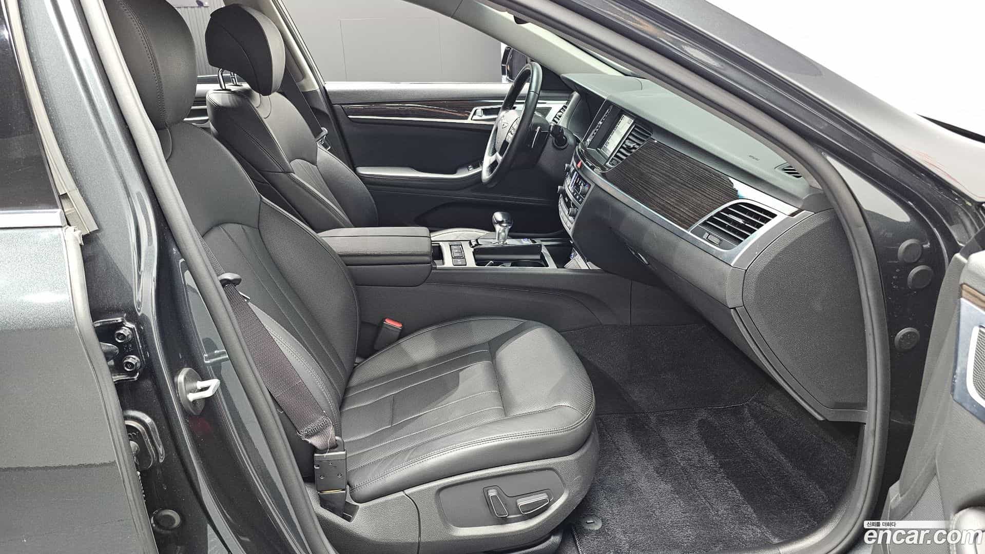 G80 Genesis 2019.11-INNER-036