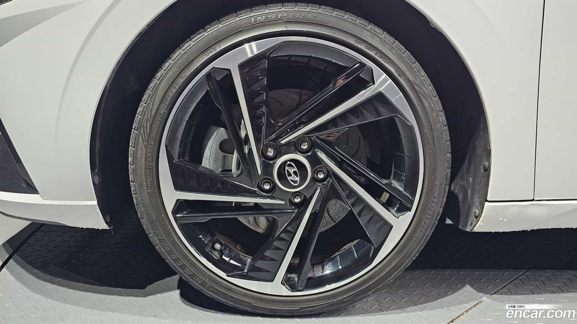 AVANTE Hyundai 2020.5-OUTER-005