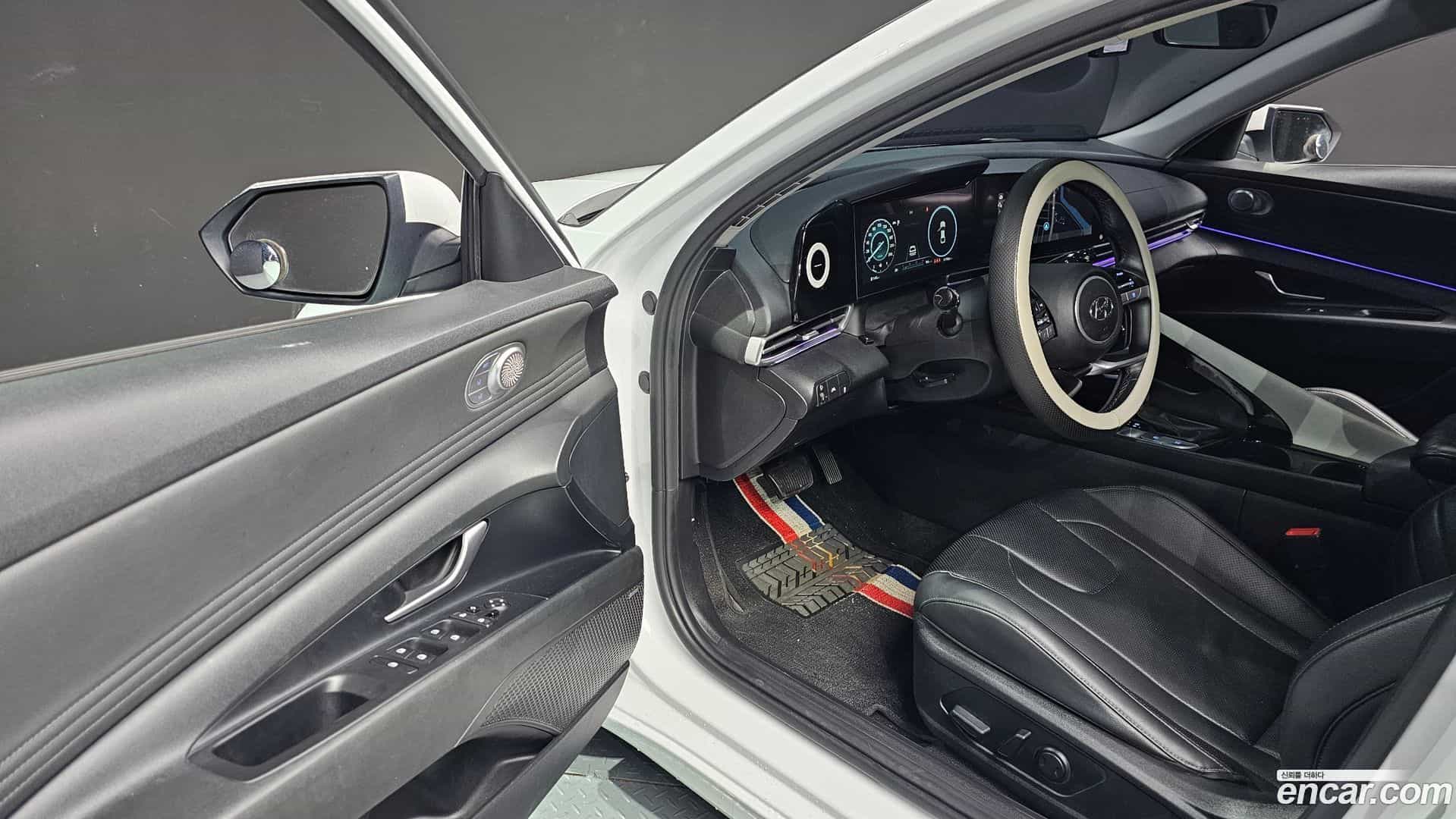 AVANTE Hyundai 2020.5-OPTION-015