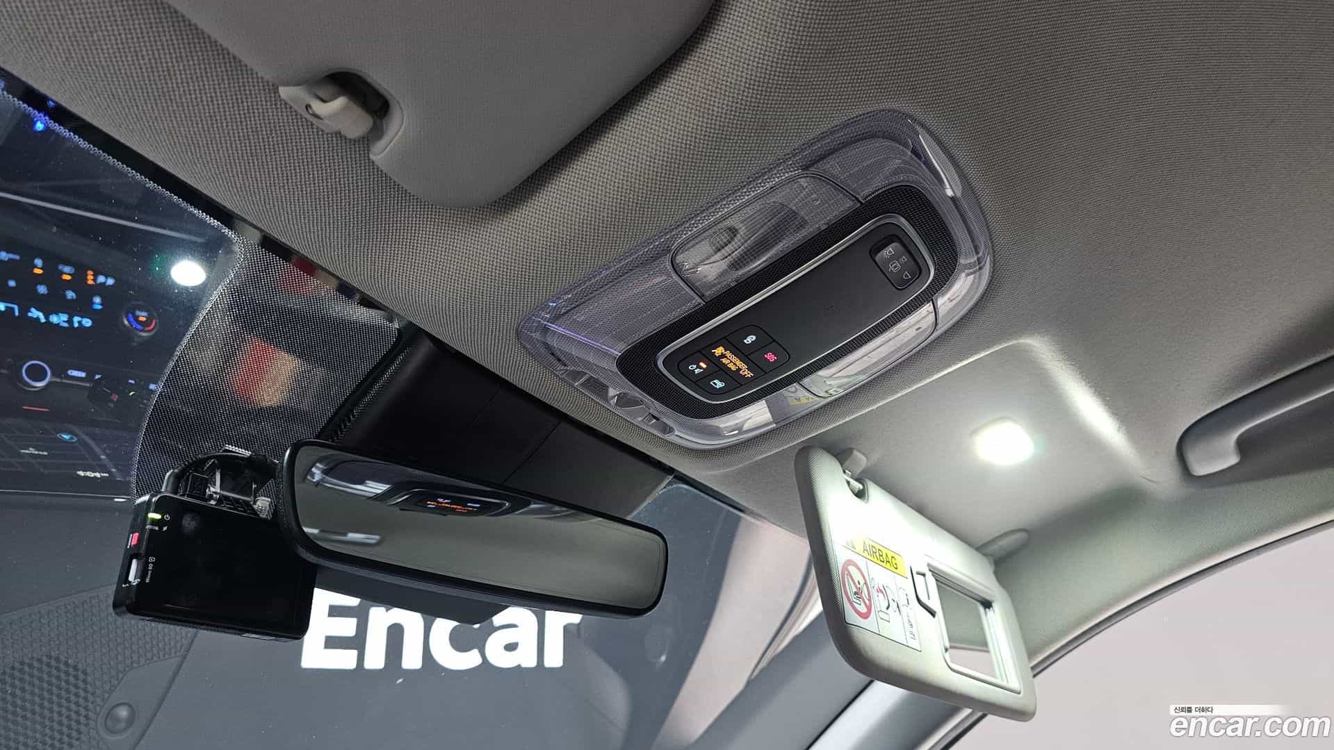 AVANTE Hyundai 2020.5-OPTION-020