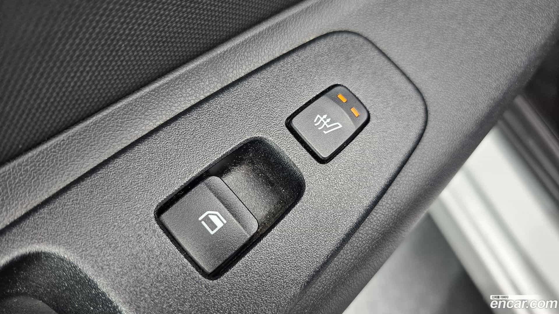 AVANTE Hyundai 2020.5-OPTION-022