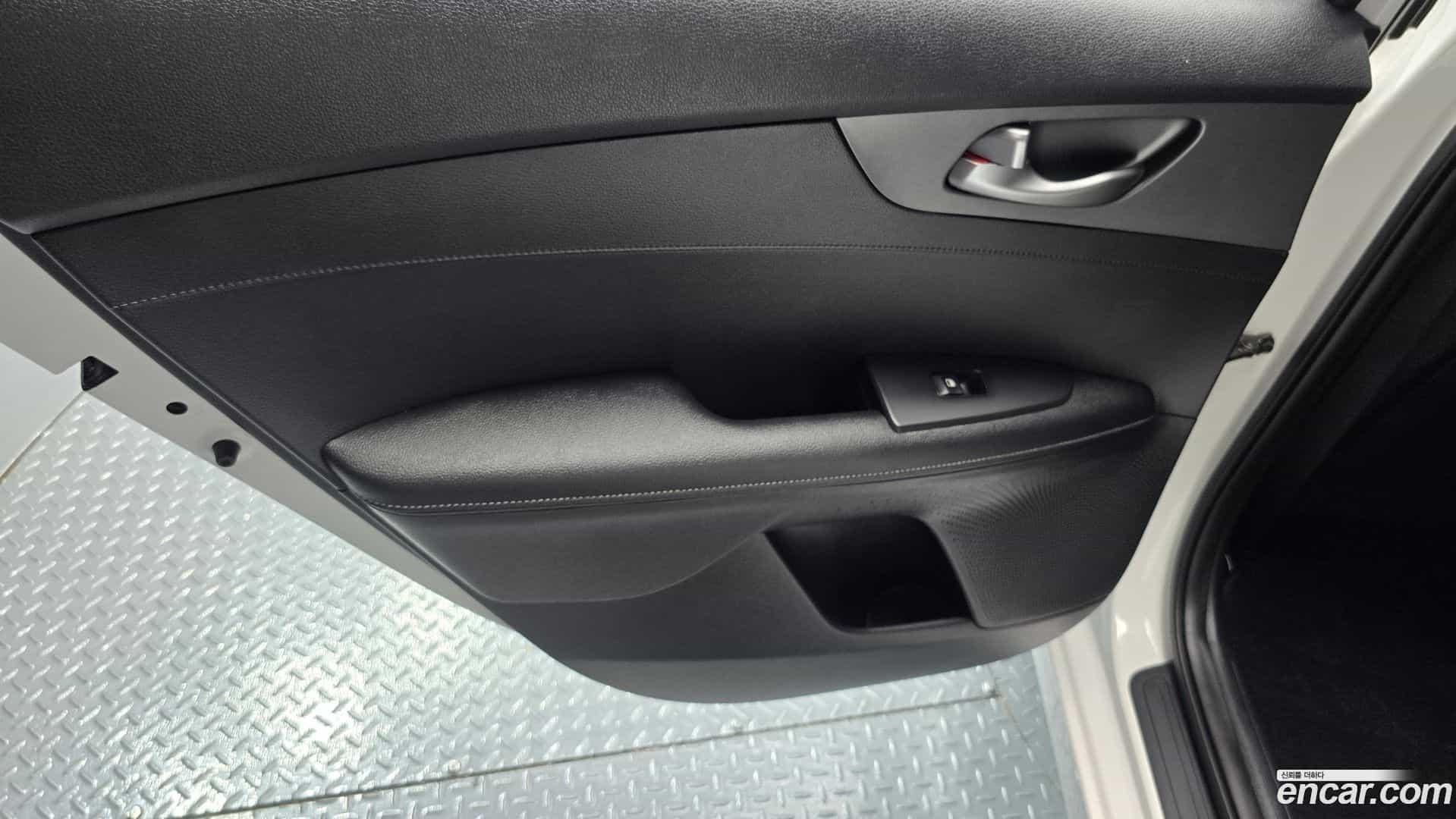 K3 Kia 2019.3-INNER-035
