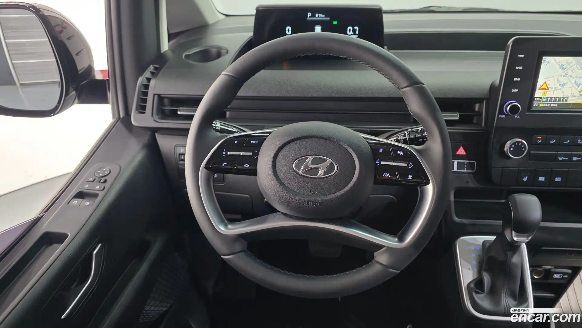 Staria Hyundai 2023.4-OPTION-017